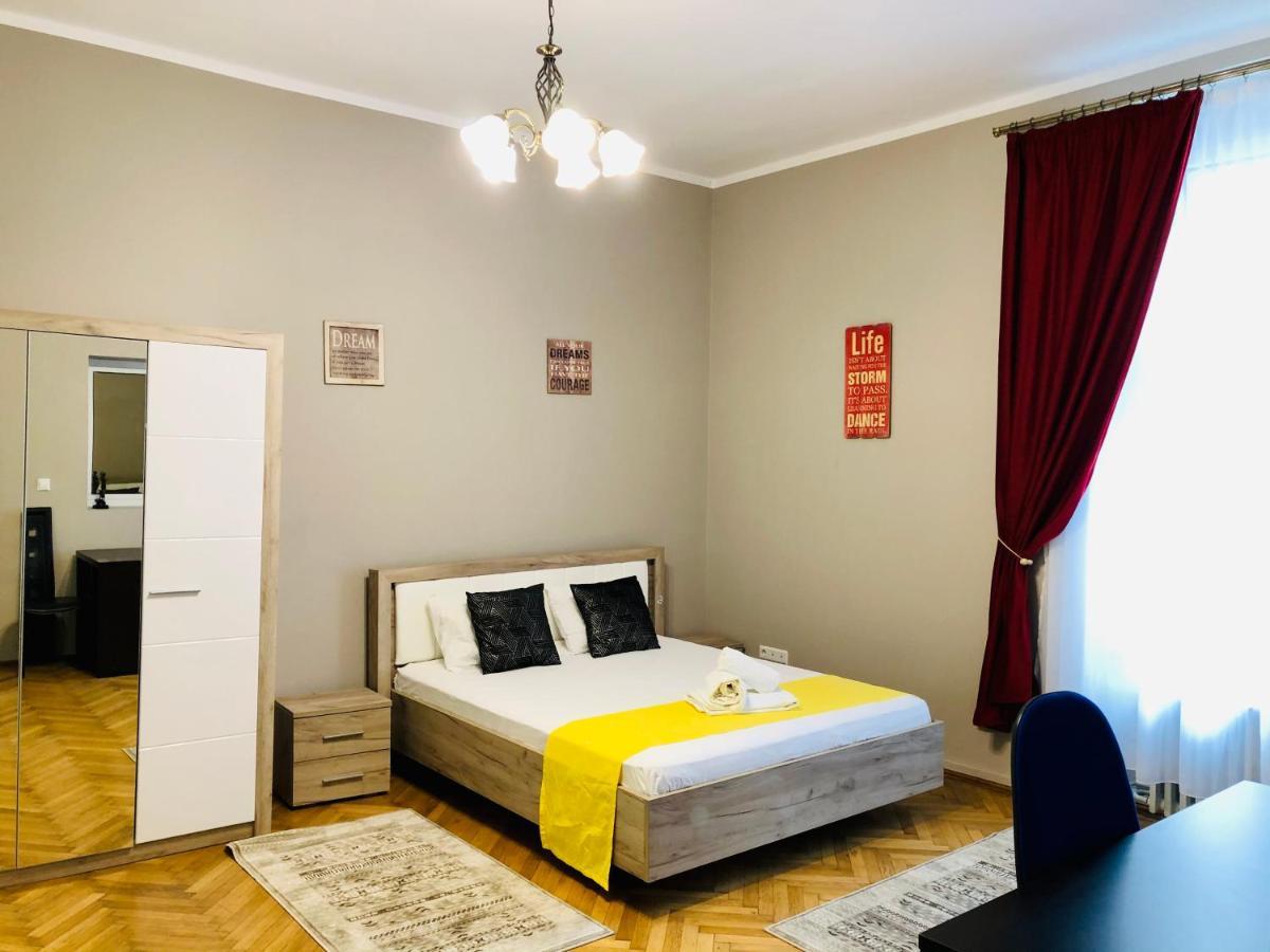 Apartment Ultra-central Just In Union Squere Timişoara