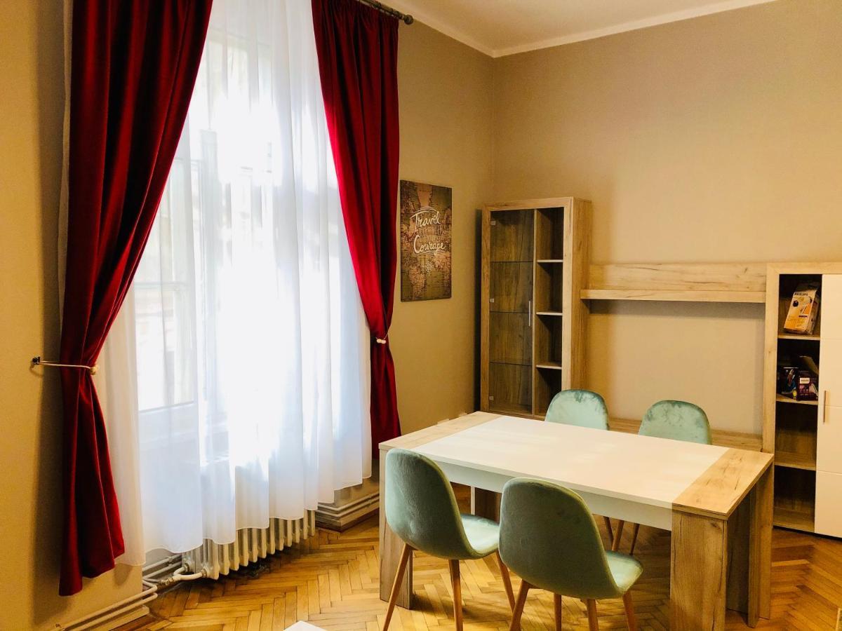 Apartment Ultra-central Just In Union Squere Timişoara