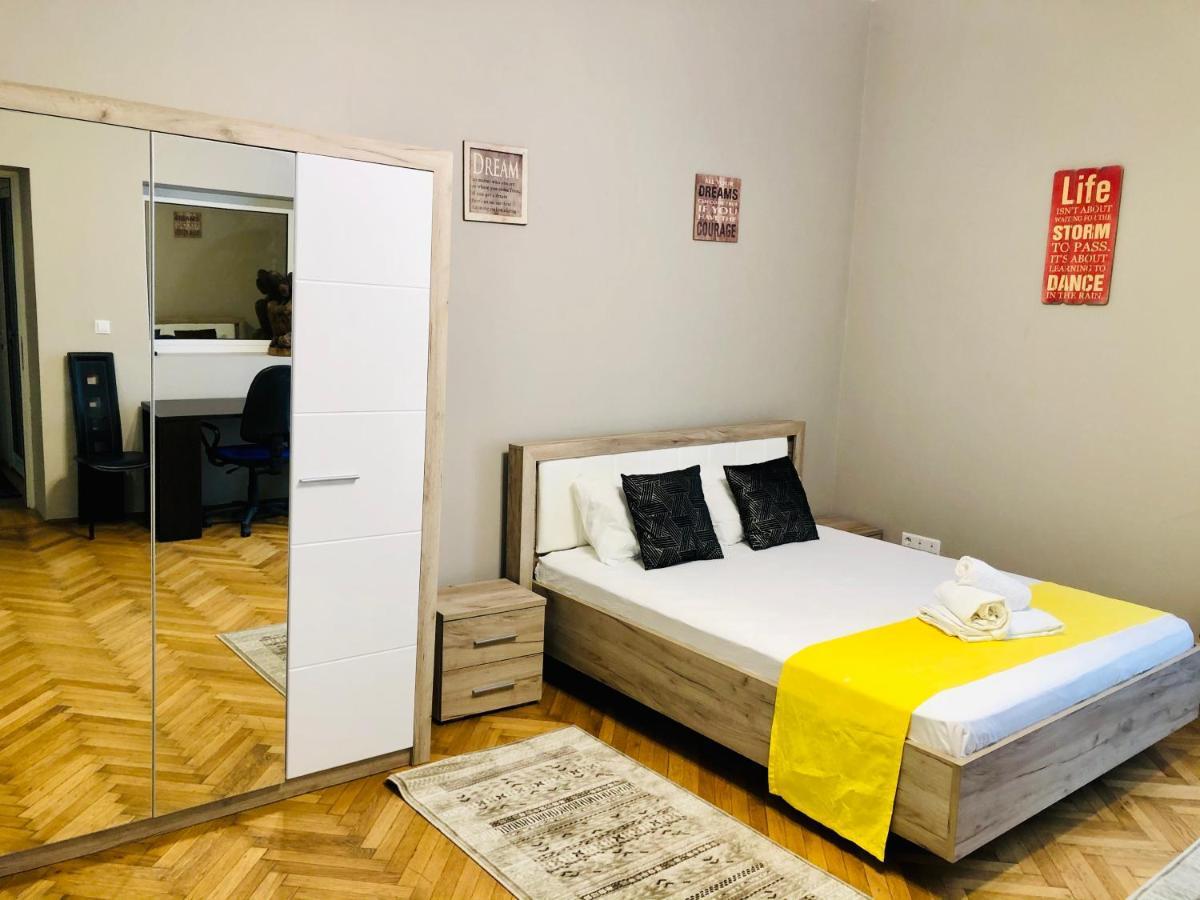 Ultra-central Just In Union Squere Apartment Timişoara