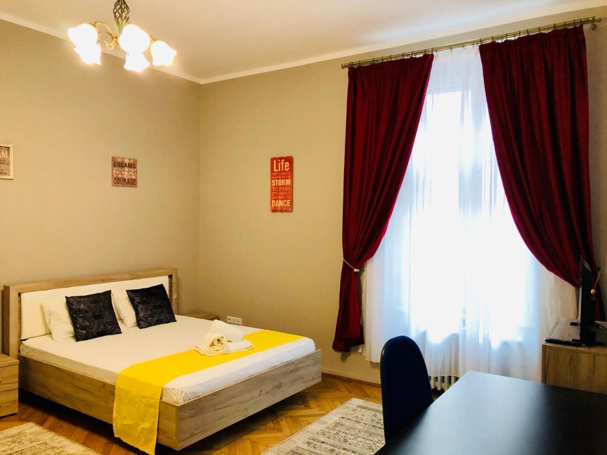 Ultra-central Just In Union Squere Apartment Timişoara