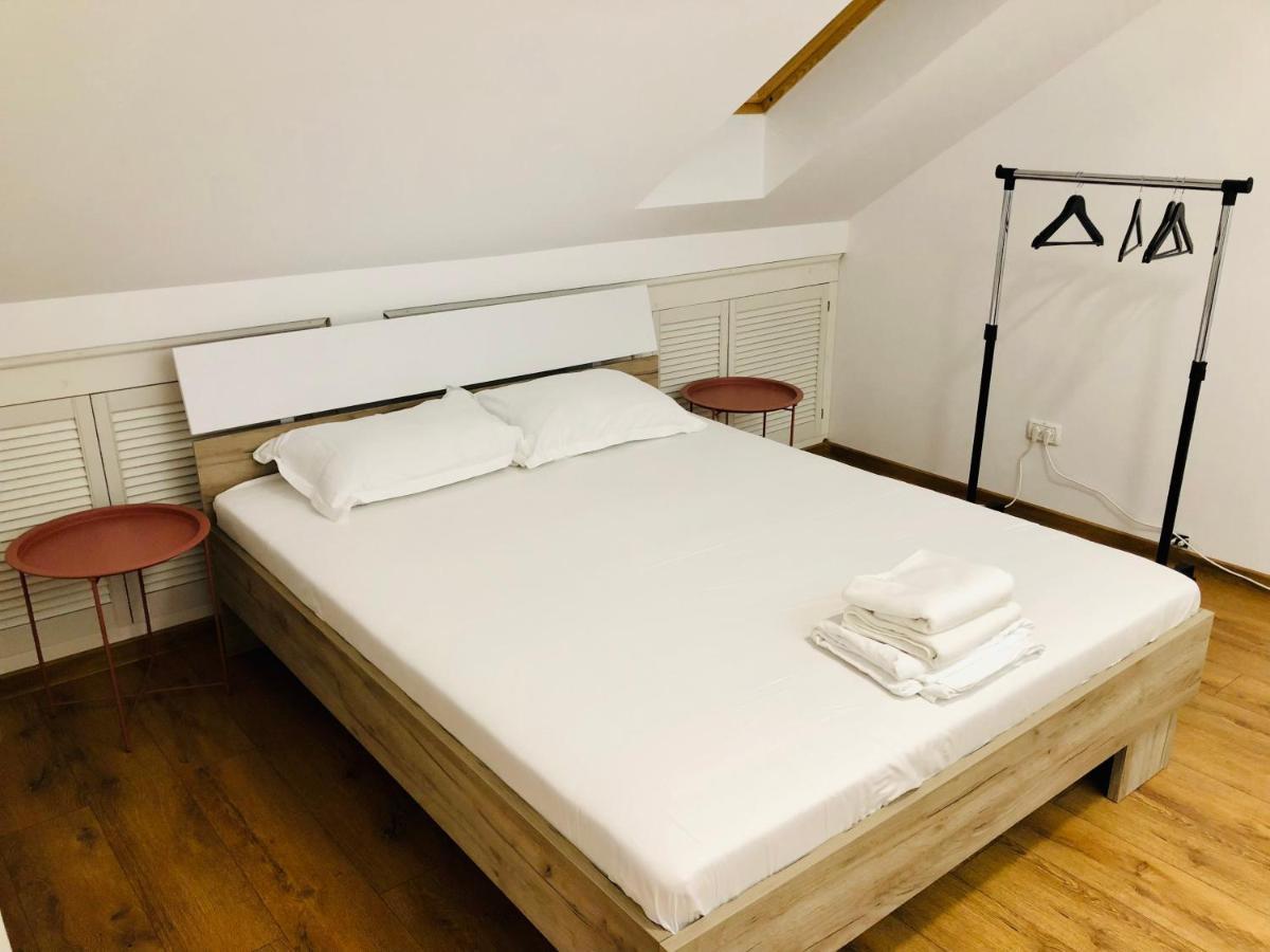 Ultra-central Just In Union Squere Apartment